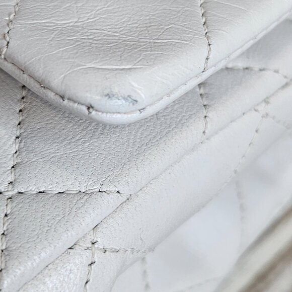 Vintage Chanel Medium 25 Classic Double Flap Lambskin Leather White and Gold - Picture 10 of 16